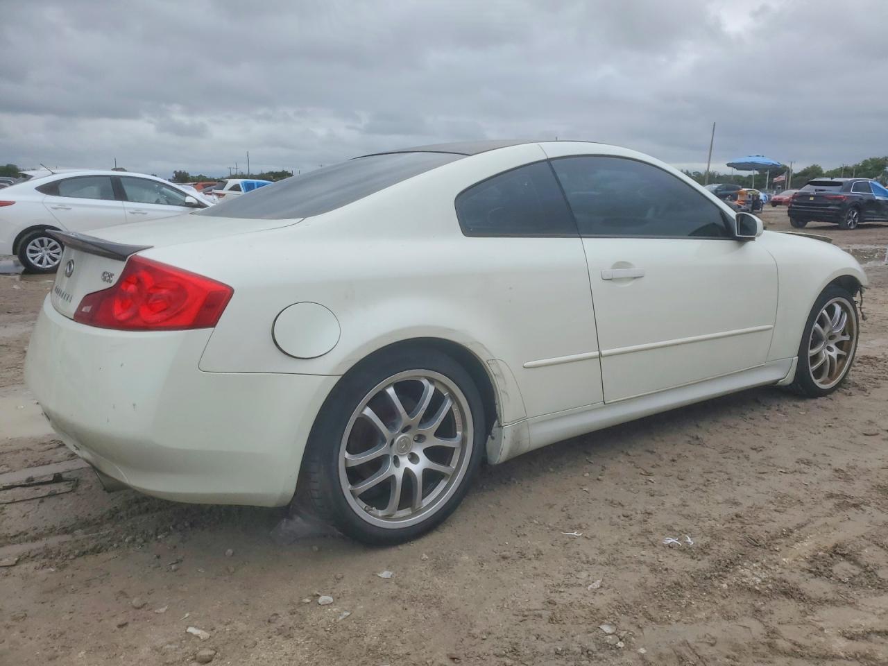 2006 Infiniti G35 Base - Image 3