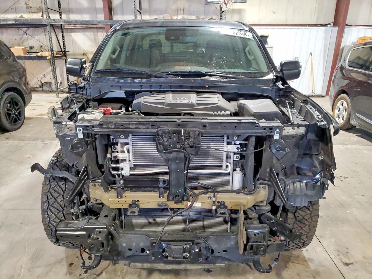 2024 Nissan Titan Sv - Фото 5