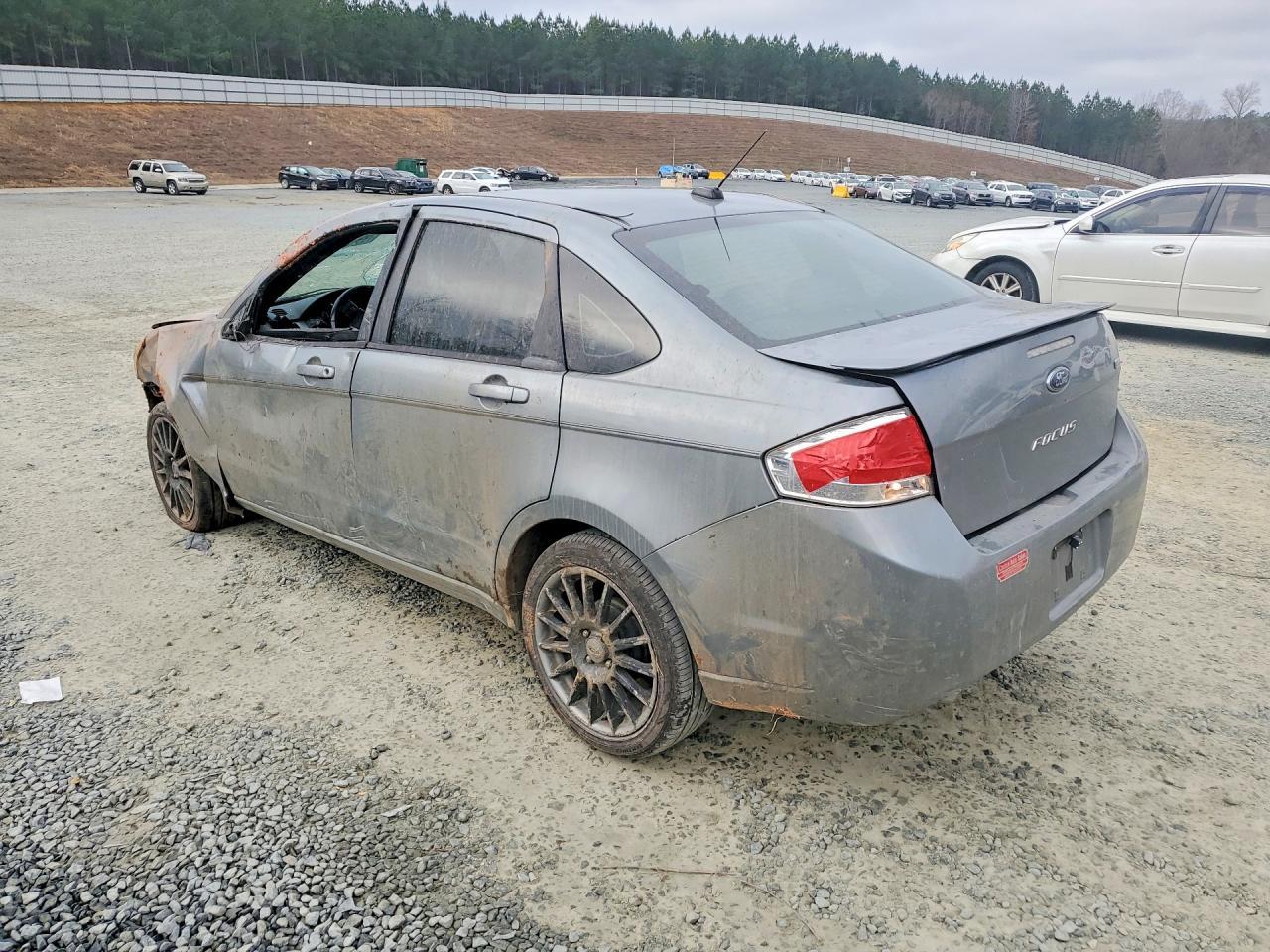 2010 Ford Focus Ses - Image 2