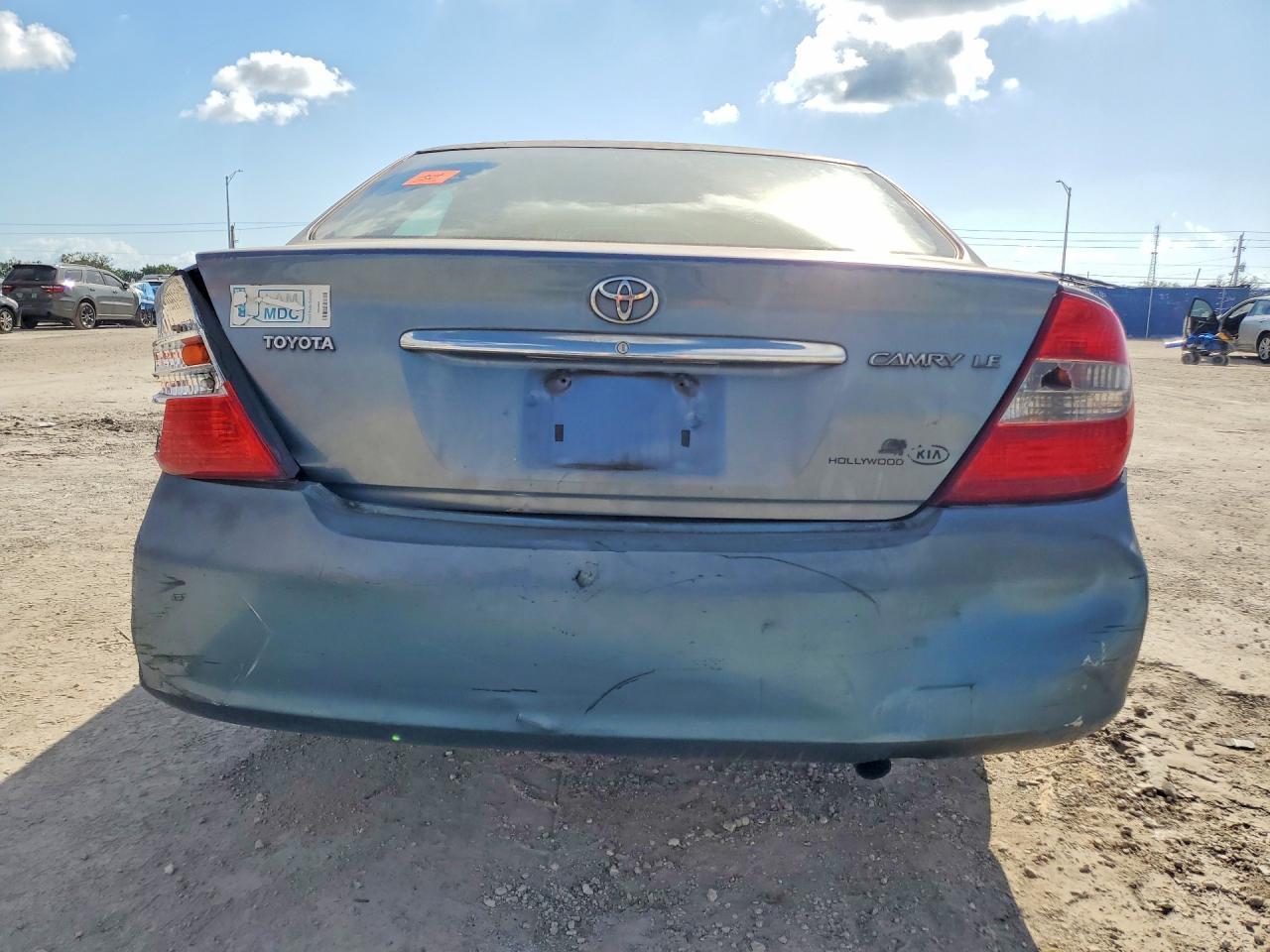2004 Toyota Camry Le - Фото 6