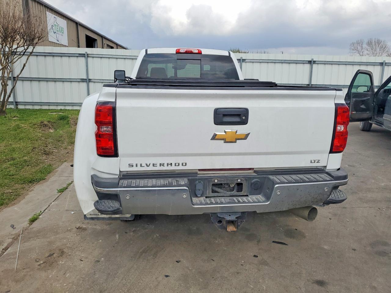 2018 Chevrolet Silverado K3500 Ltz - Image 6