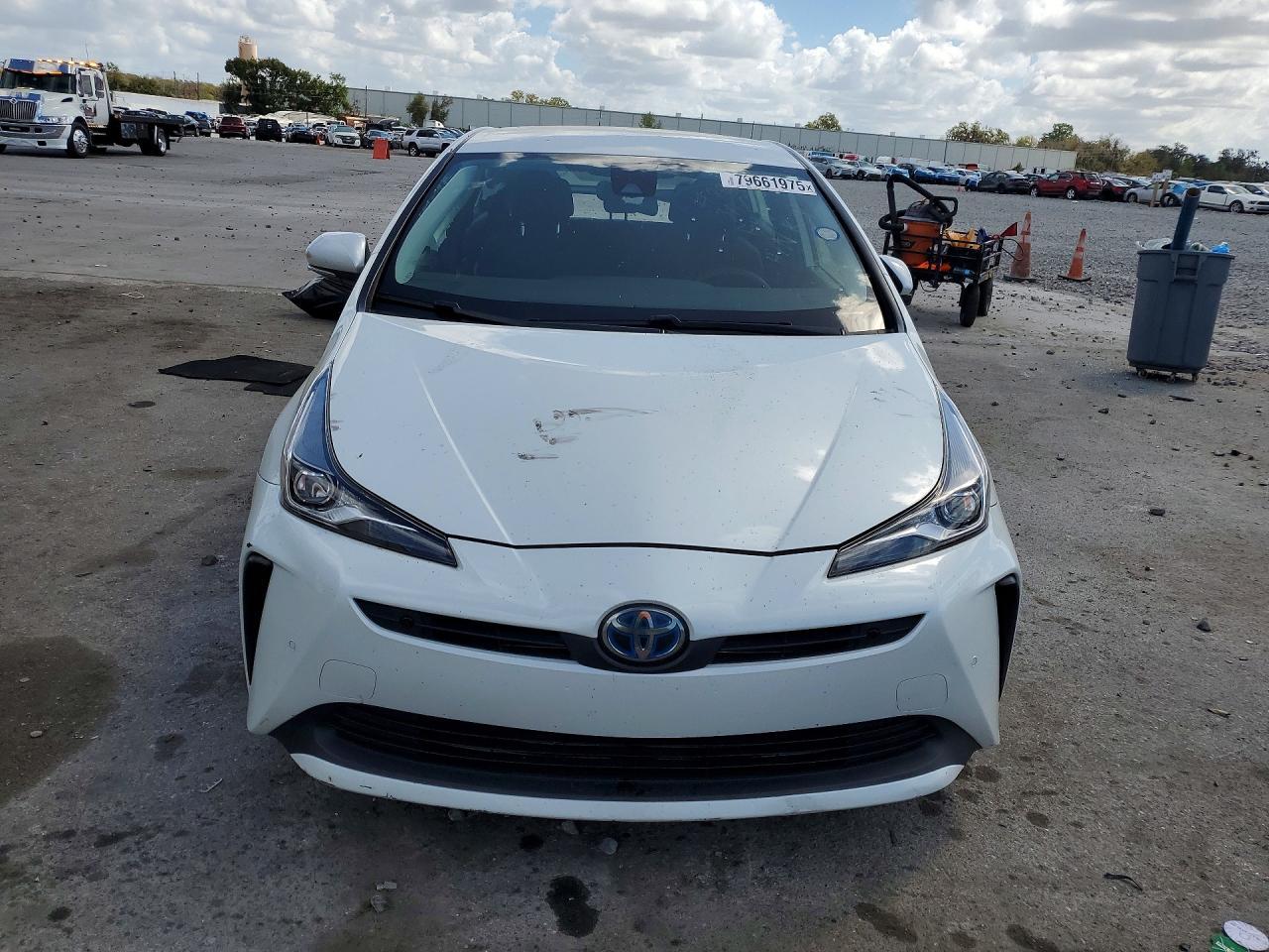 2022 Toyota Prius Le - Фото 5