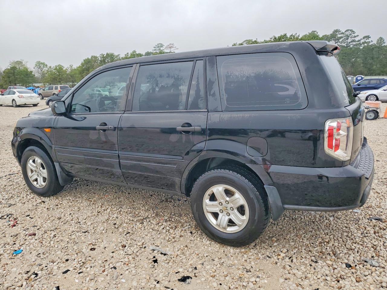 2007 Honda Pilot Lx - Image 2