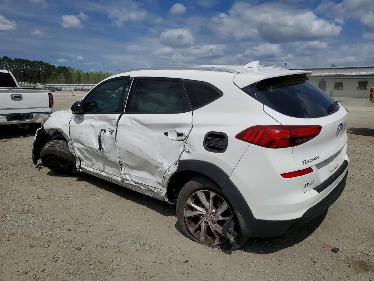 2021 Hyundai Tucson Value - Фото 2
