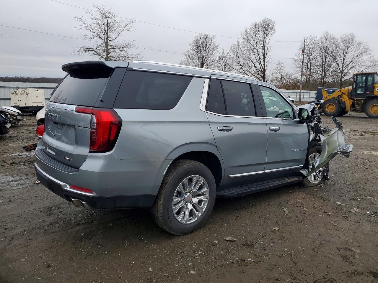 2025 GMC Yukon Denali 4Wd 6.2L V8 - Фото 3