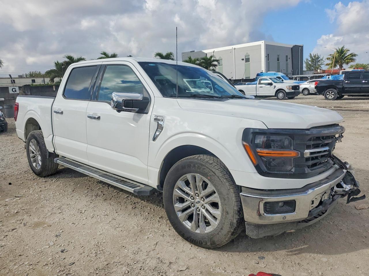 2024 Ford F150 Xlt - Image 4