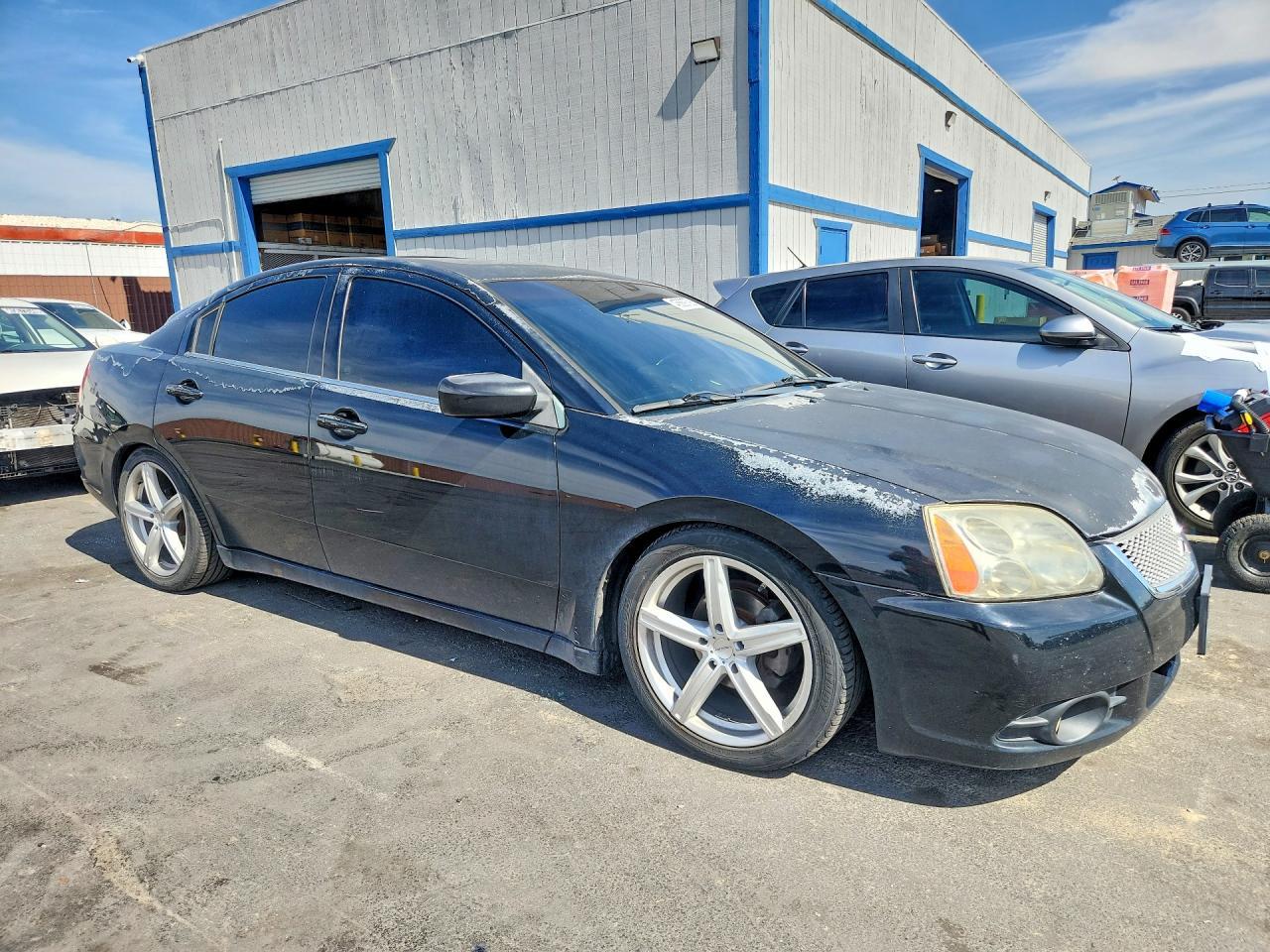 2012 Mitsubishi Galant - Image 4