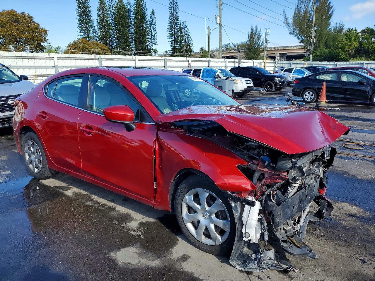 2016 Mazda 3 Touring - Image 4
