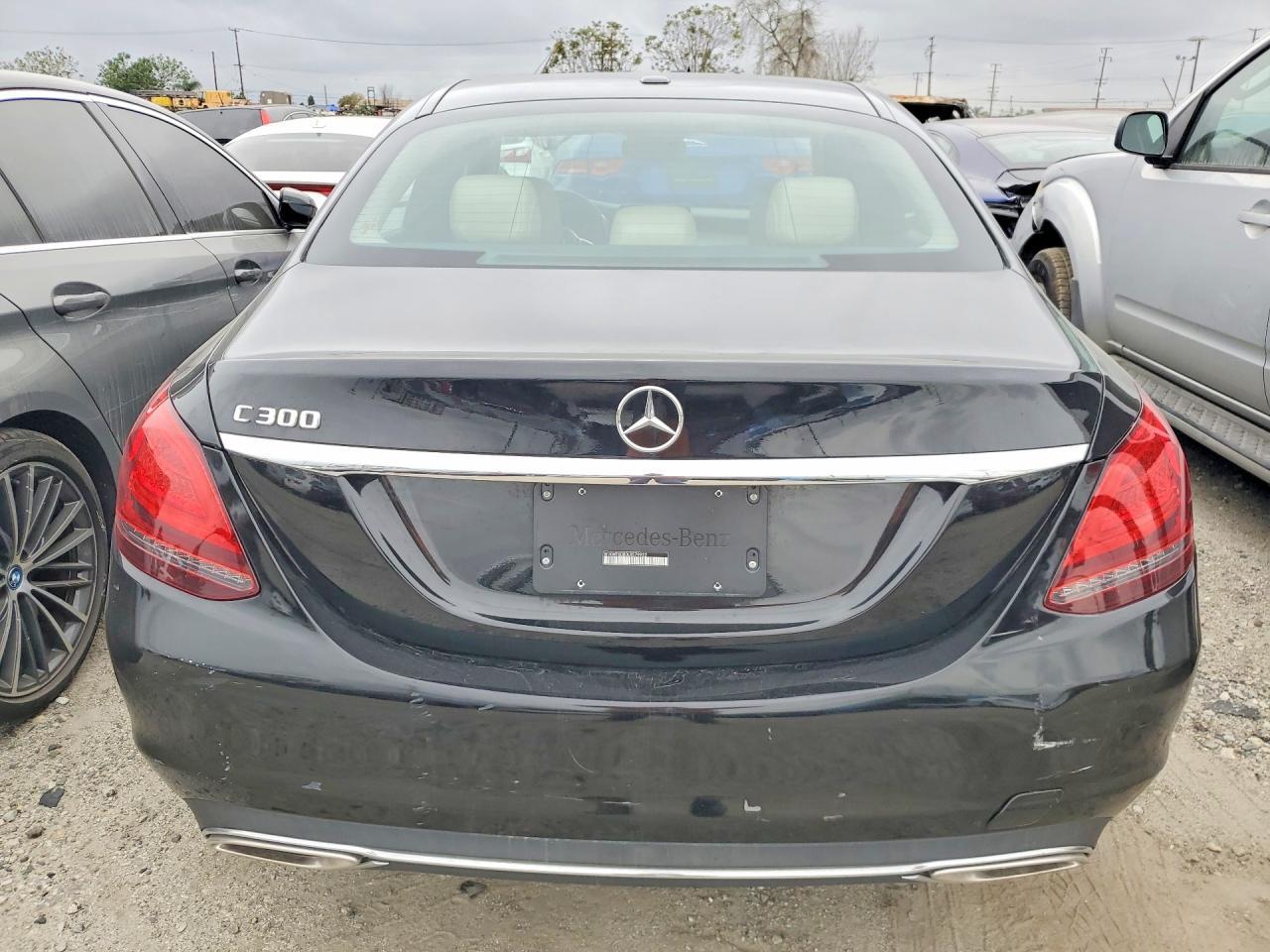 2020 Mercedes-Benz C 300 - Фото 6