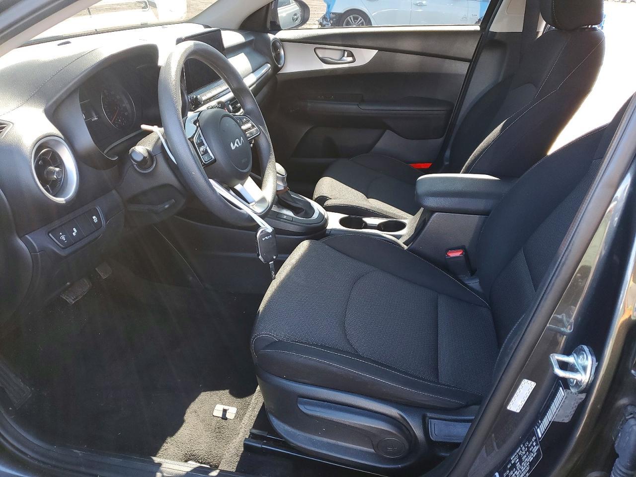 2024 Kia Forte Lxs - Image 7