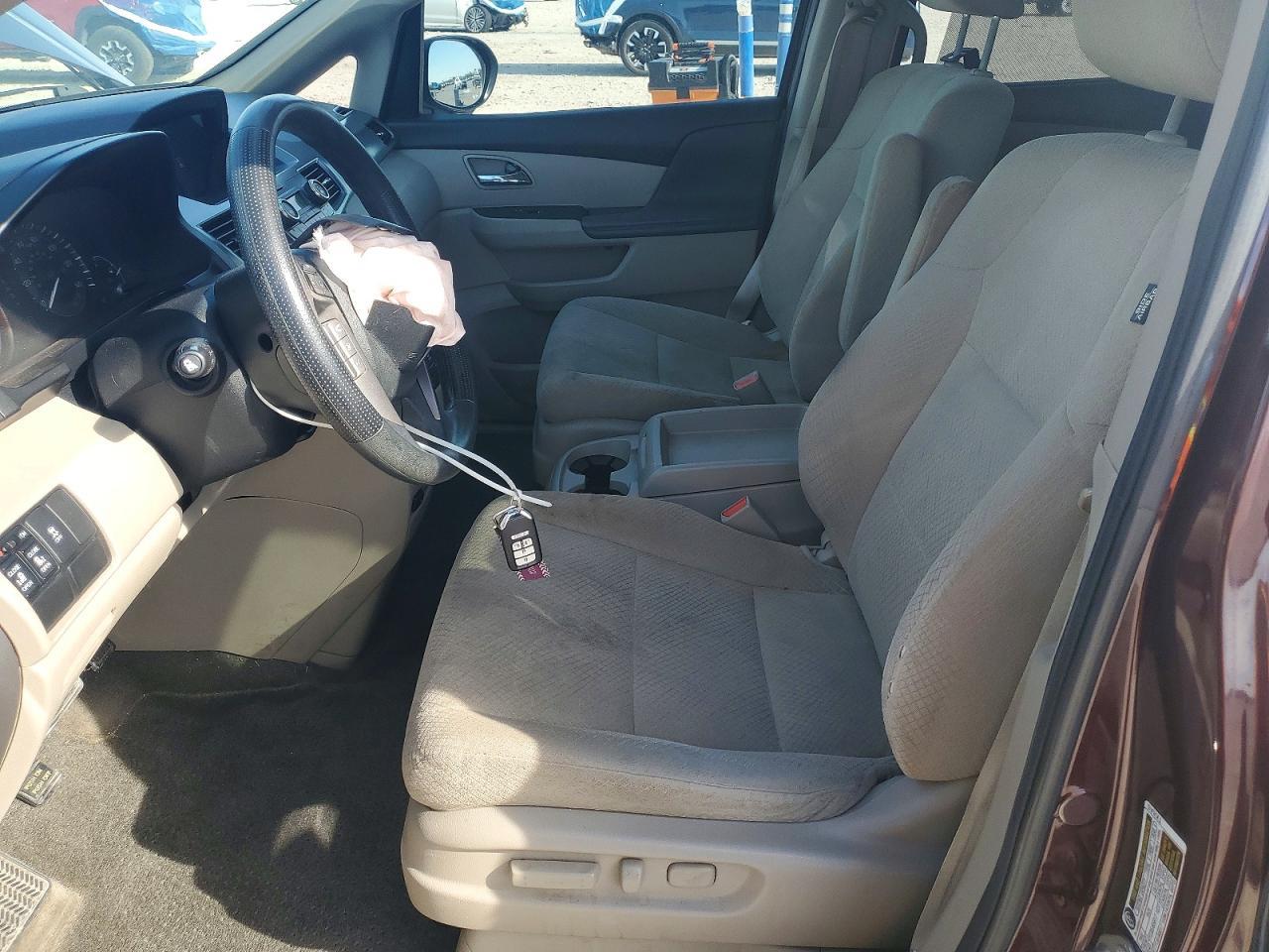 2014 Honda Odyssey Ex - Image 7