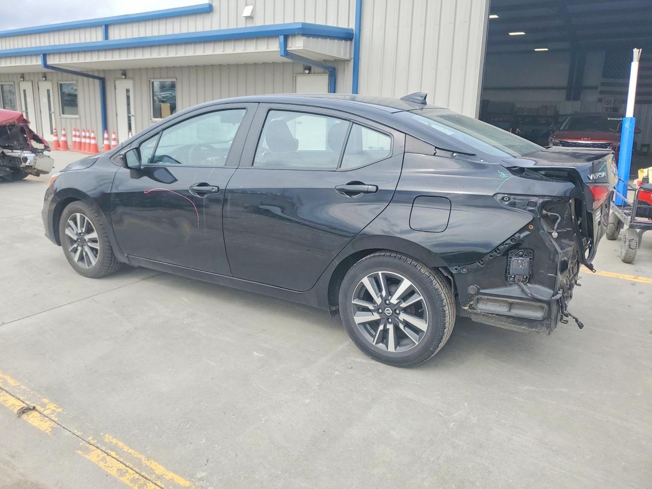 2021 Nissan Versa Sv - Image 2