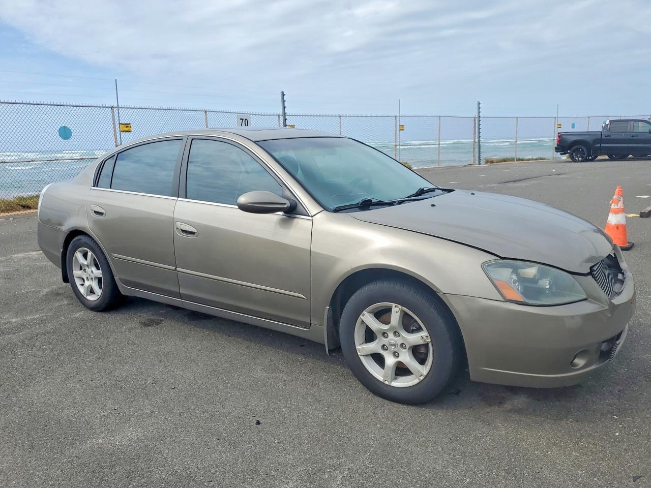 2005 Nissan Altima 2.5 - Image 4