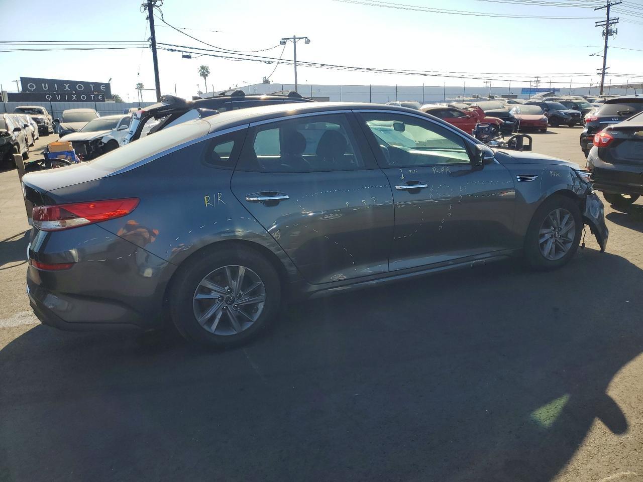 2020 Kia Optima - Фото 3