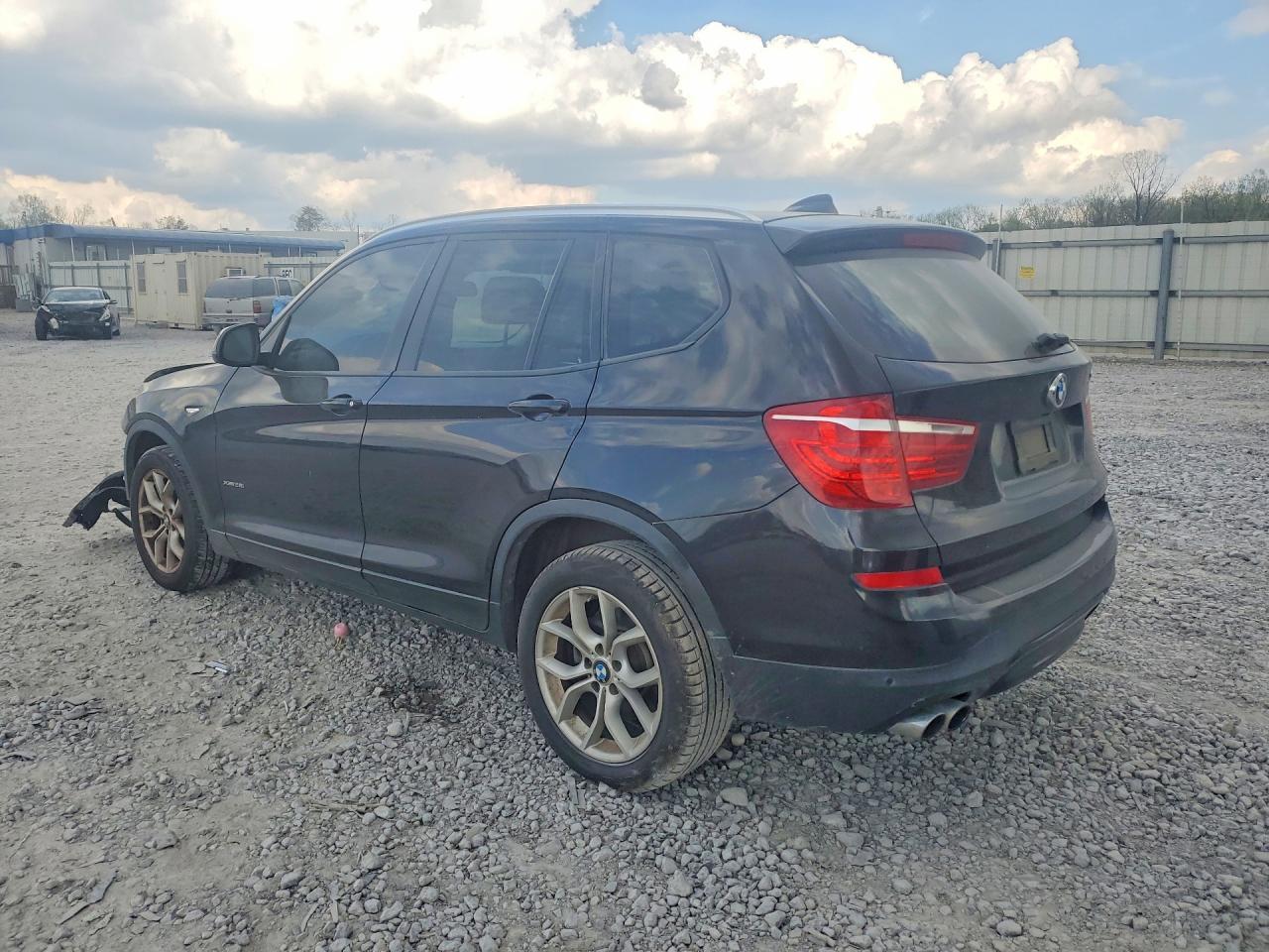 2015 BMW X3 xDrive28I - Фото 2