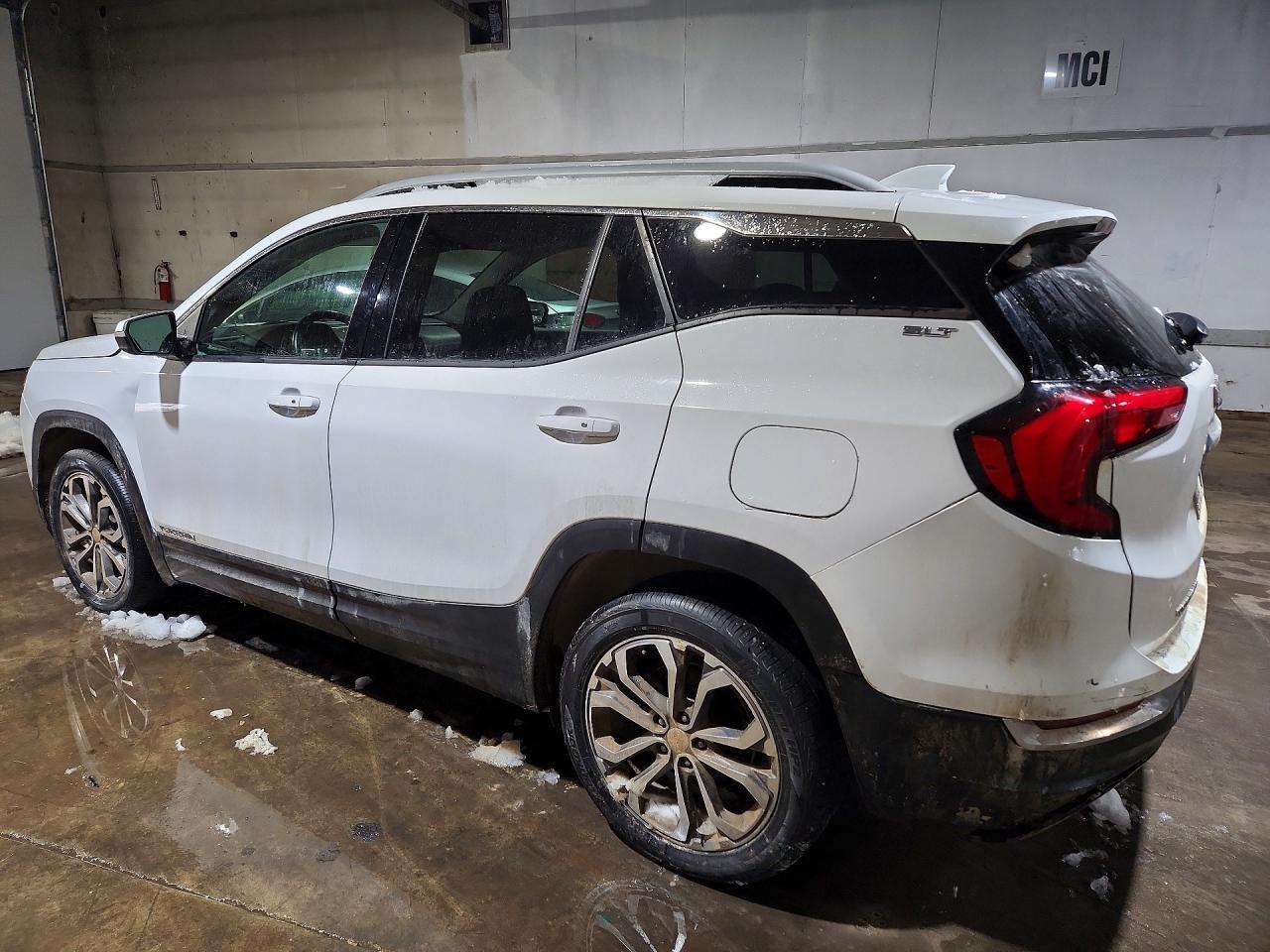 2019 GMC Terrain Slt - Фото 2