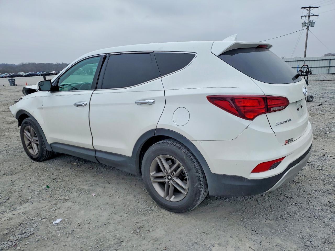 2017 Hyundai Santa Fe Sport 2.4L - Фото 2