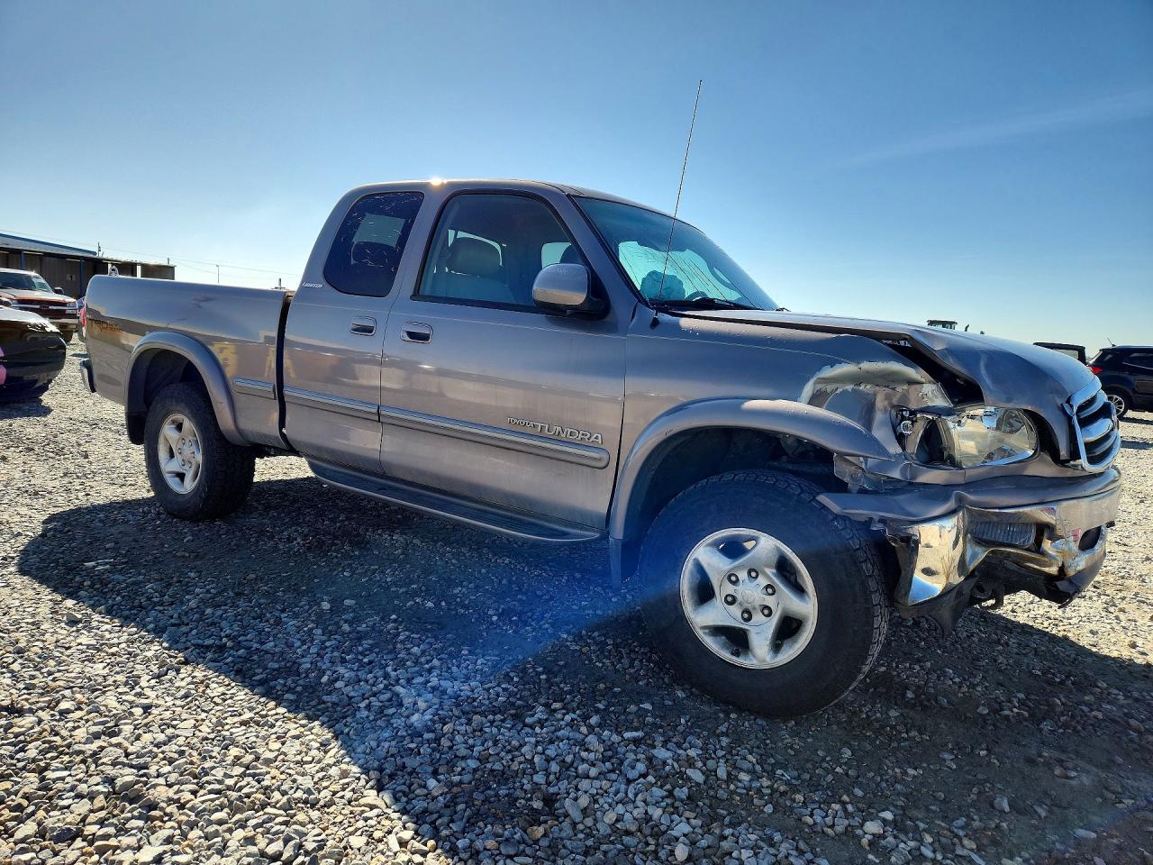 2000 Toyota Tundra Limited - Image 4