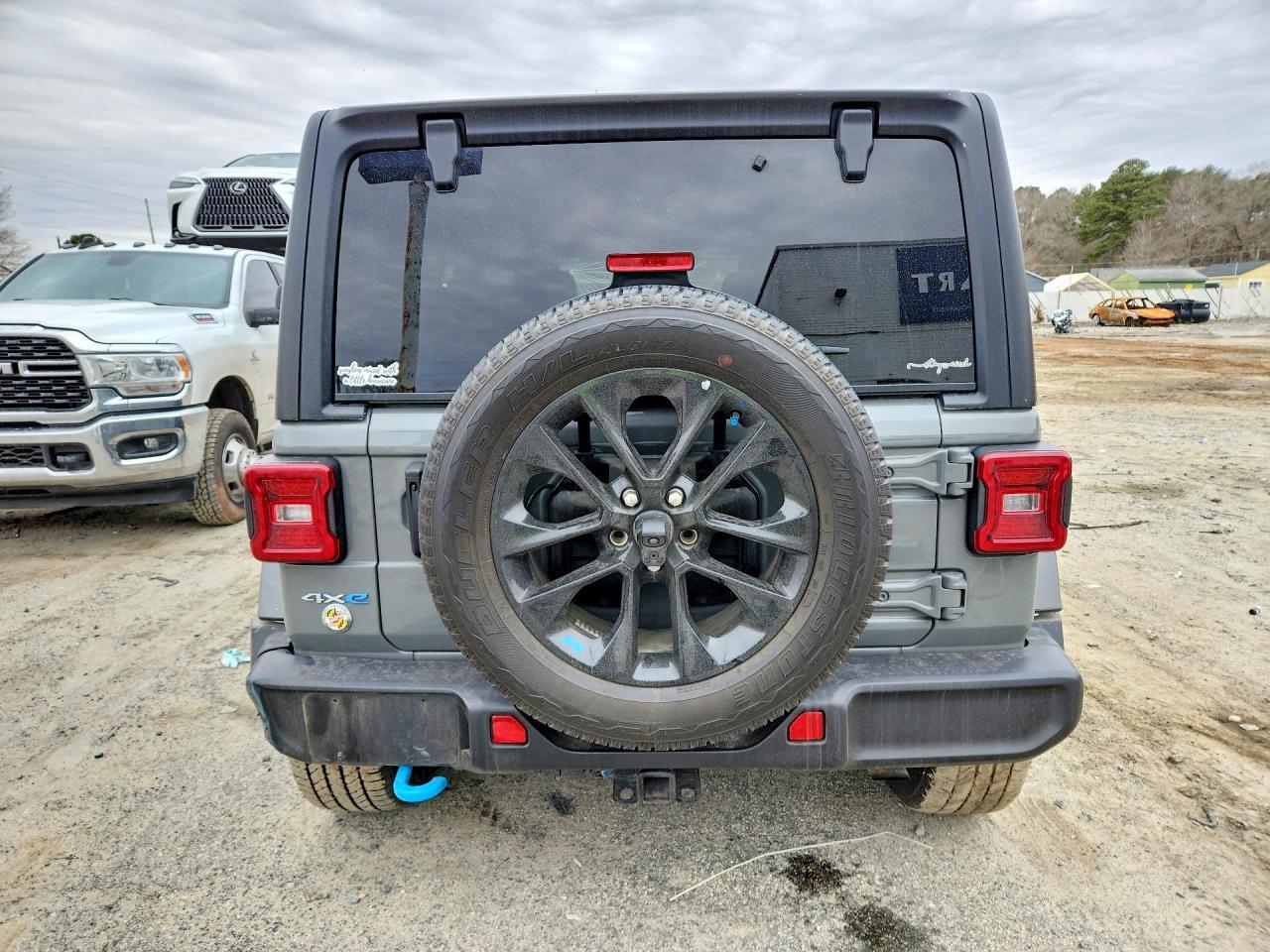 2023 Jeep Wrangler Sahara 4Xe - Фото 6