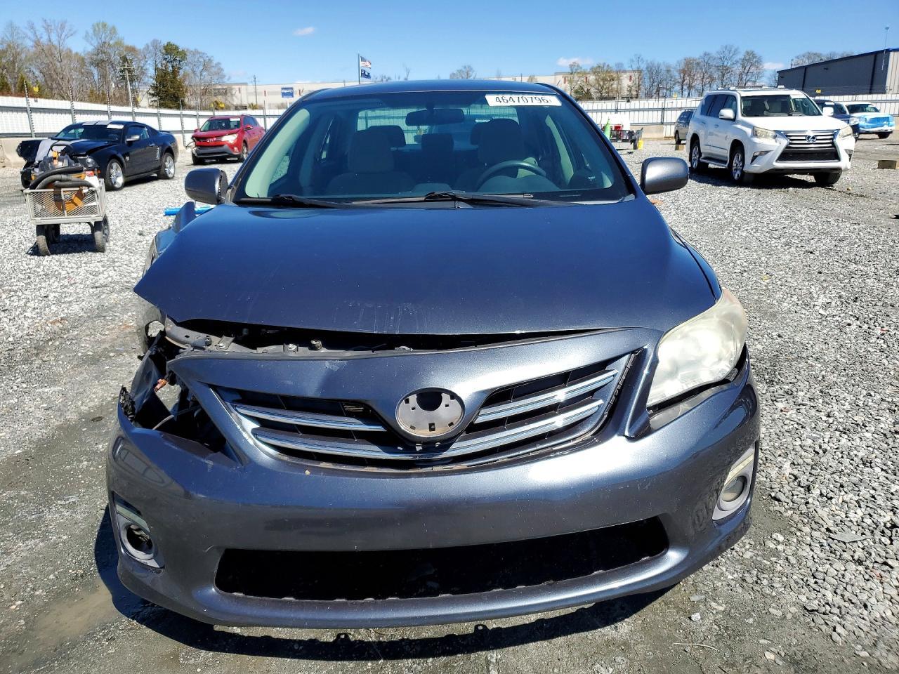 2013 Toyota Corolla Le - Image 5