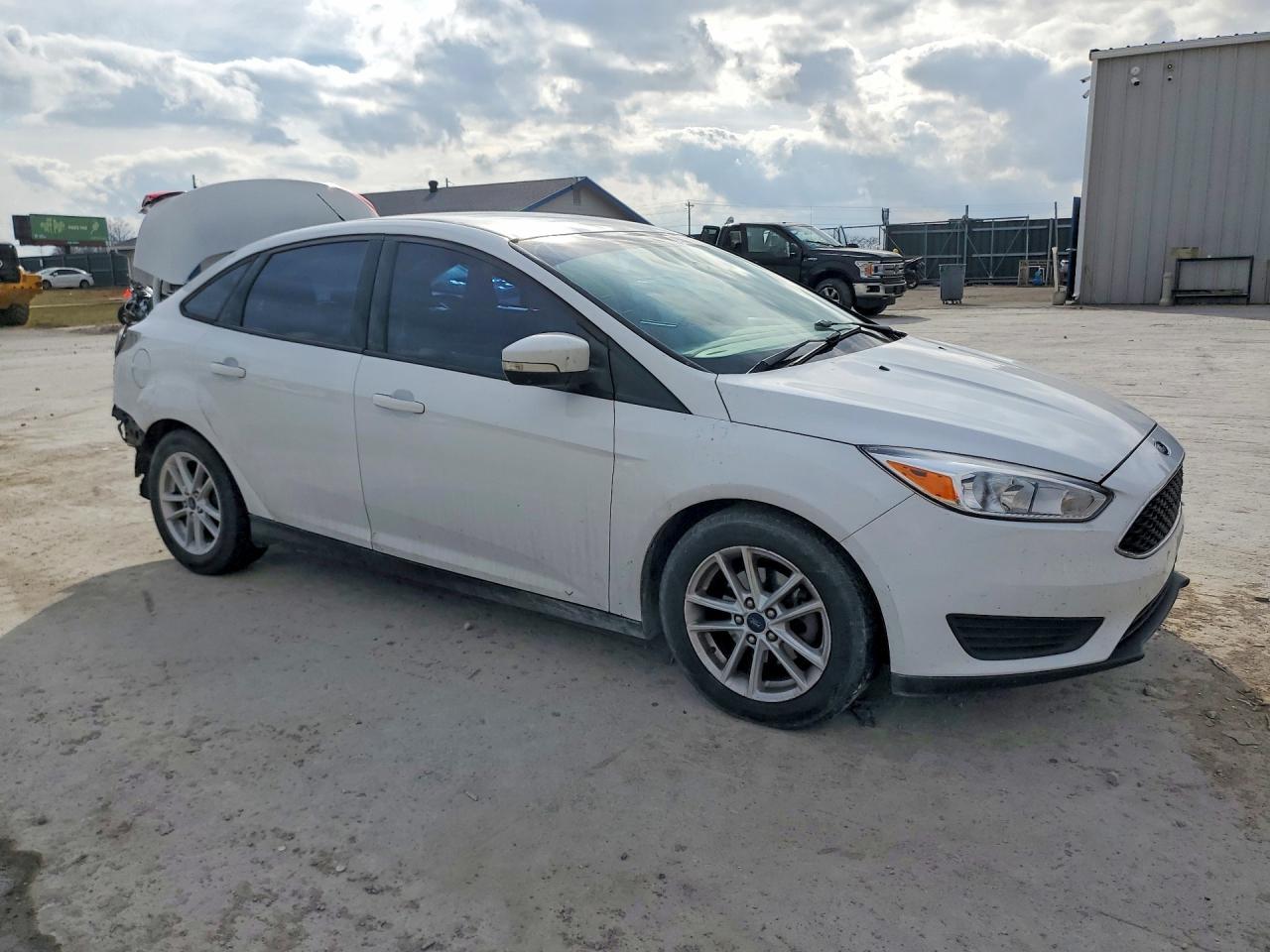 2017 Ford Focus Se - Фото 4