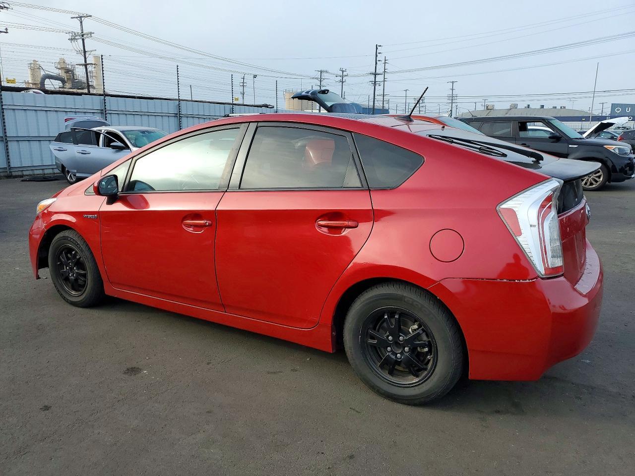 2015 Toyota Prius Four - Фото 2