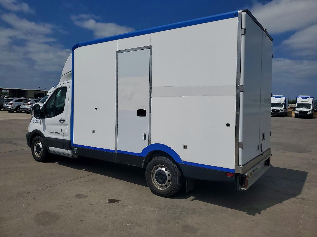 2021 Ford Transit T-350 - Фото 2