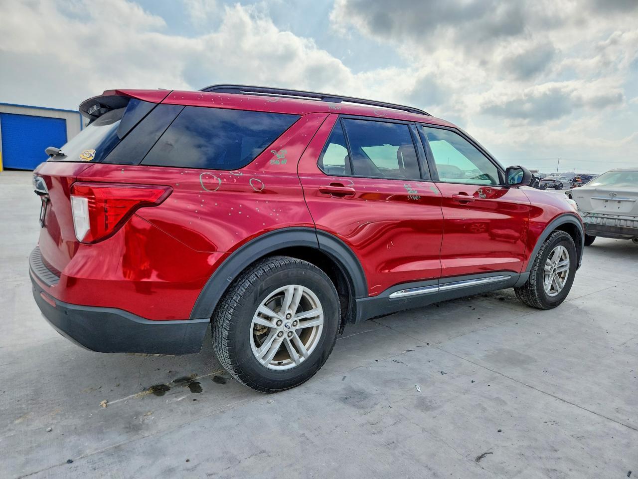 2021 Ford Explorer Xlt - Фото 3