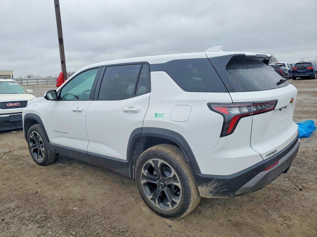 2026 Chevrolet Equinox - Фото 2