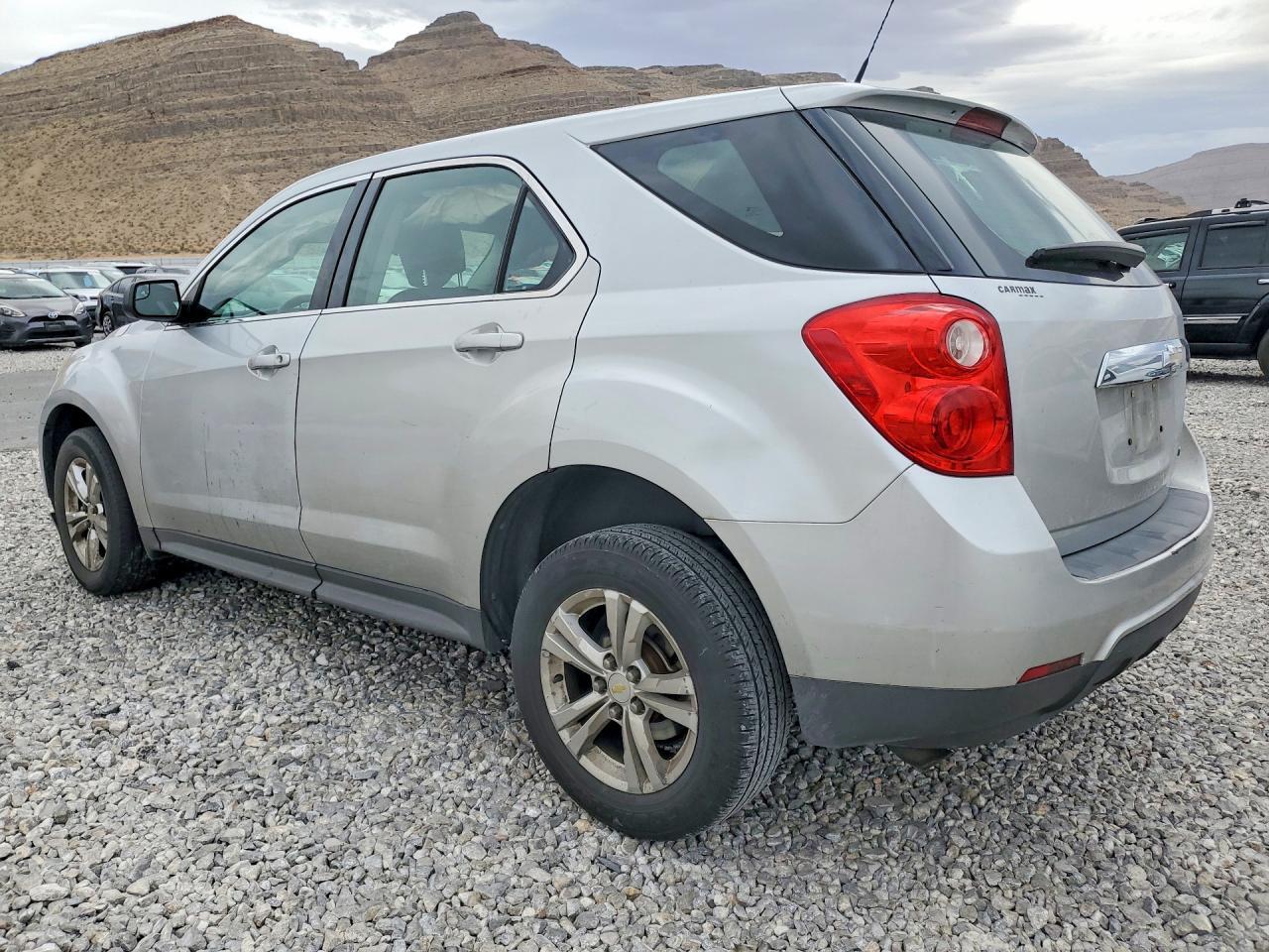 2012 Chevrolet Equinox Ls - Фото 2