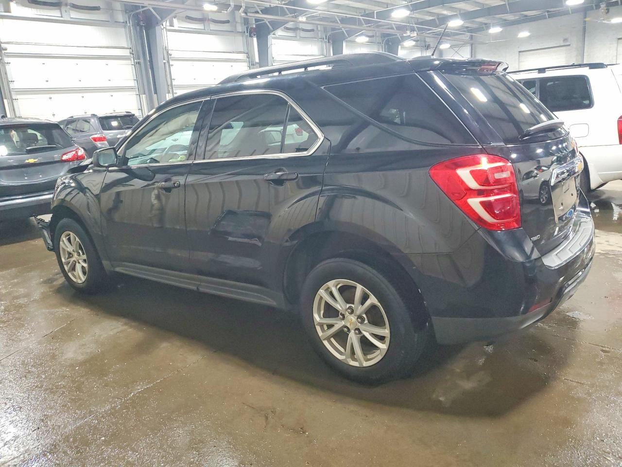 2016 Chevrolet Equinox Lt - Image 2