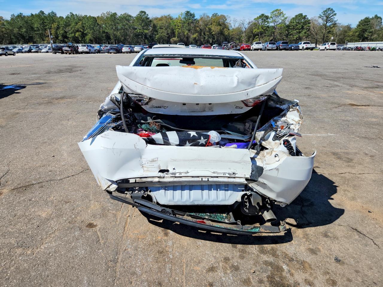 2016 Toyota Camry Se - Фото 6