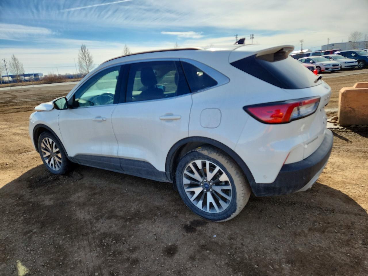 2020 Ford Escape Titanium - Фото 2