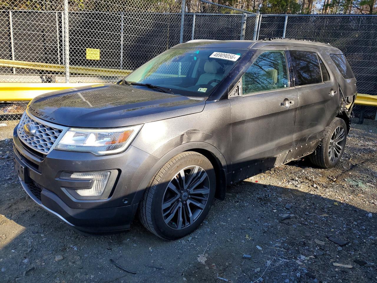 2017 Ford Explorer Platinum
