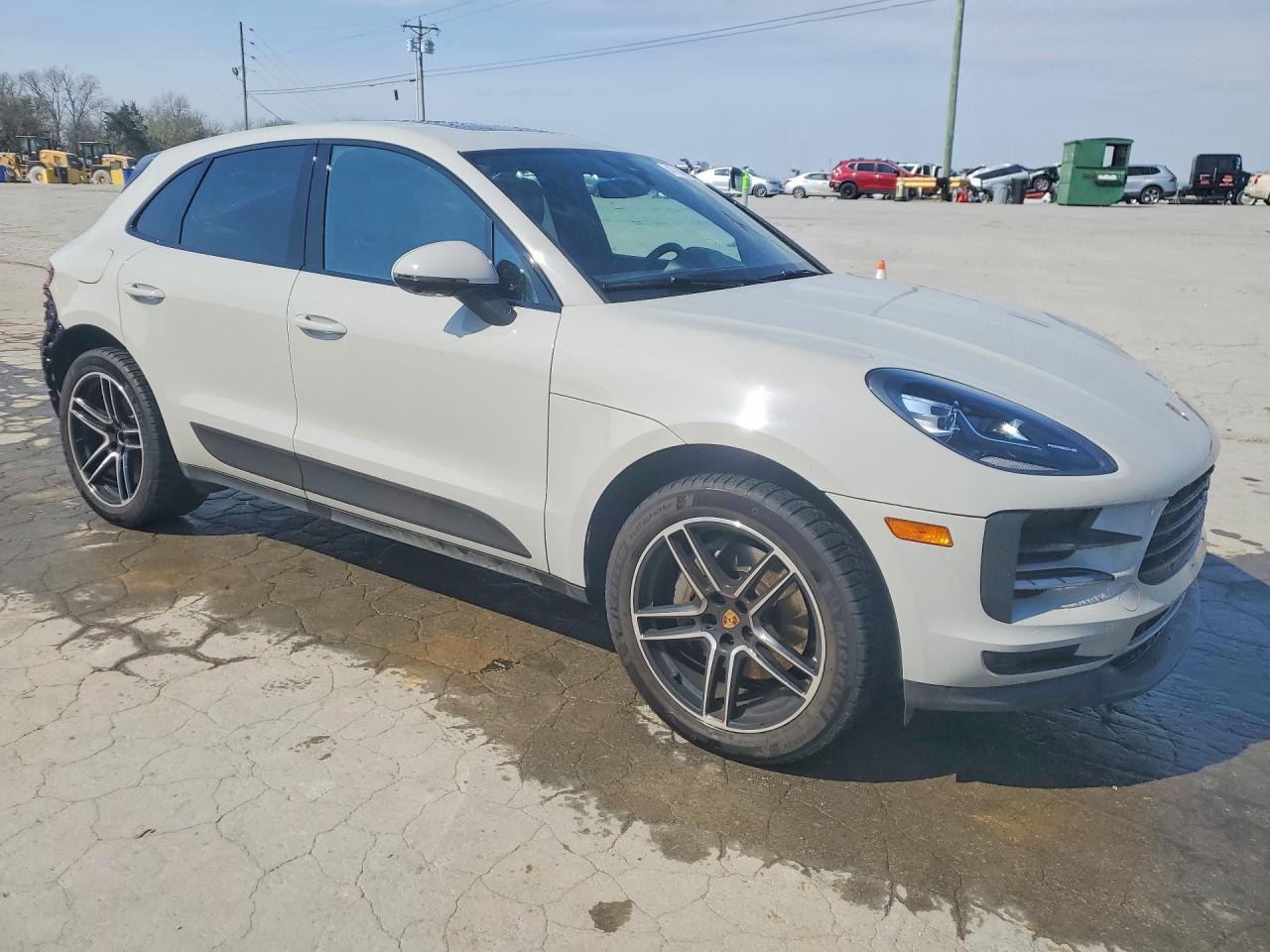 2021 Porsche Macan S - Image 4