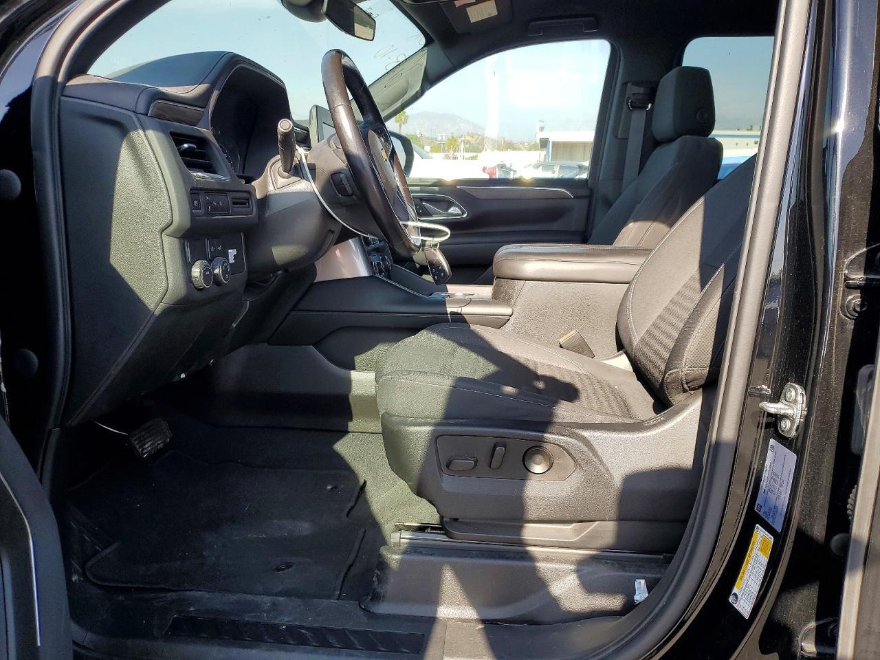 2023 Chevrolet Suburban C1500 Ls - Image 7