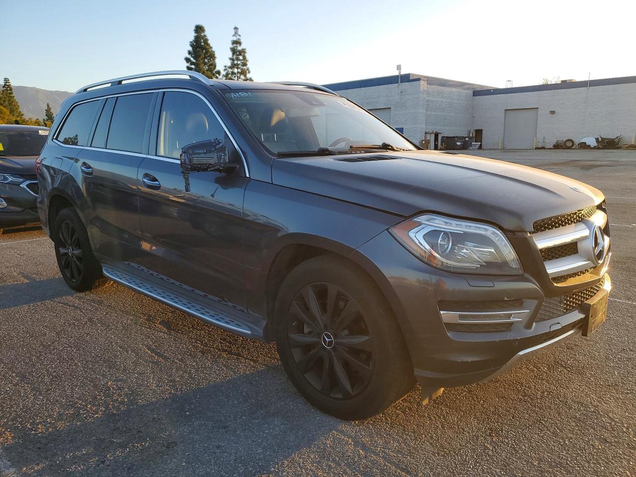 2016 Mercedes Benz Gl 450 4Matic - Image 4