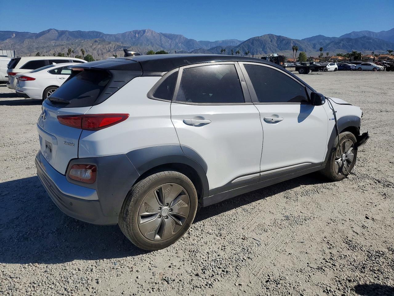 2020 Hyundai Kona Electric Sel - Фото 3