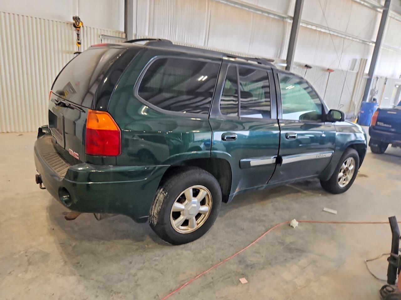 2004 GMC Envoy - Image 3