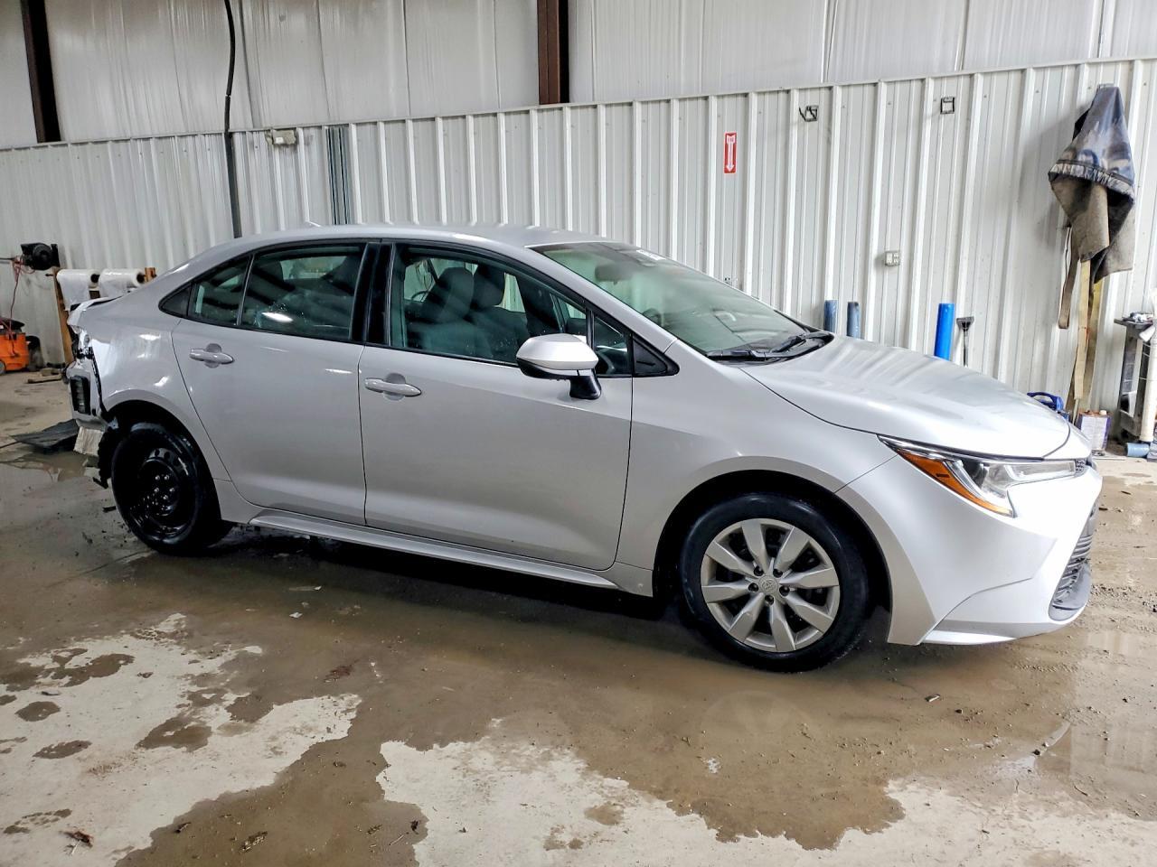 2023 Toyota Corolla Le - Image 4