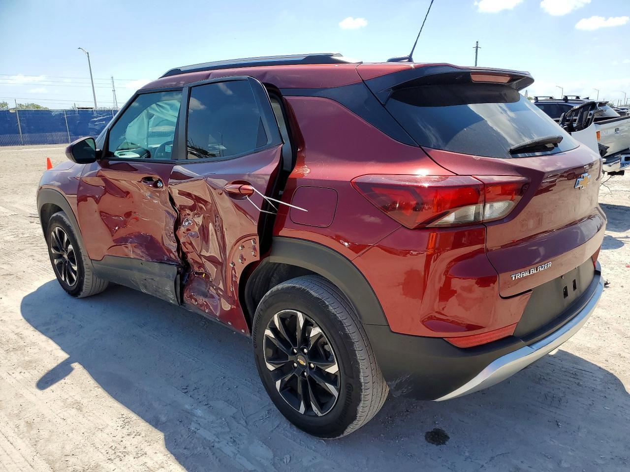 2022 Chevrolet Trailblazer Lt - Фото 2