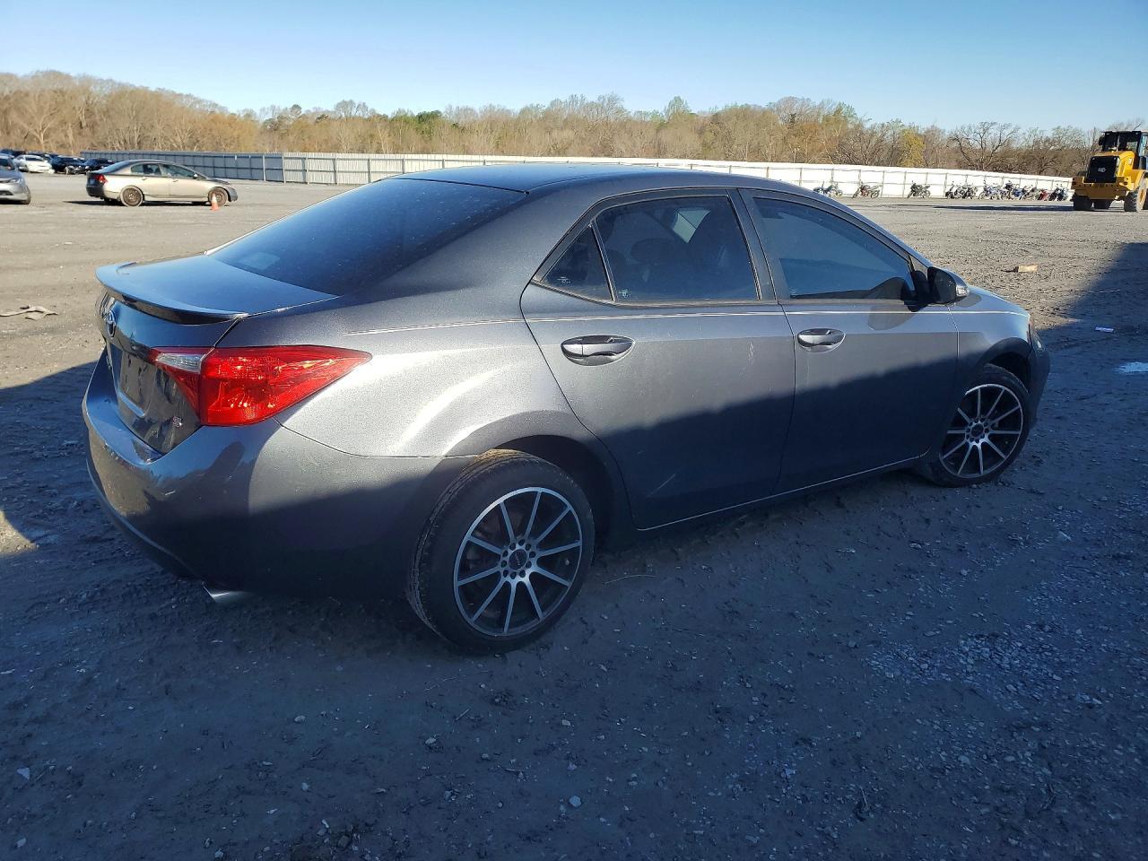 2019 Toyota Corolla Se - Фото 3