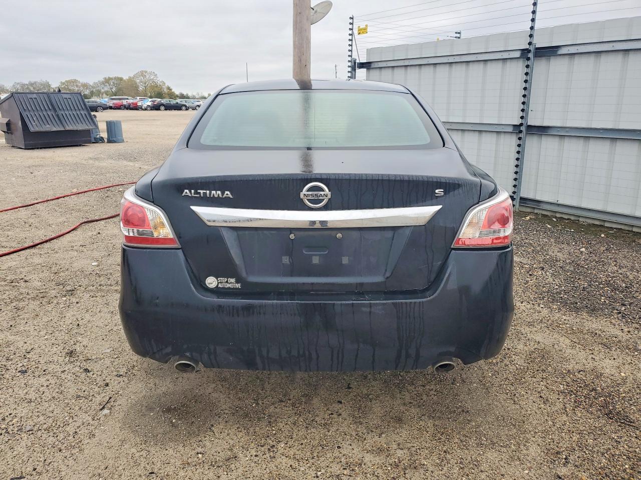 2015 Nissan Altima 2.5 S - Фото 6