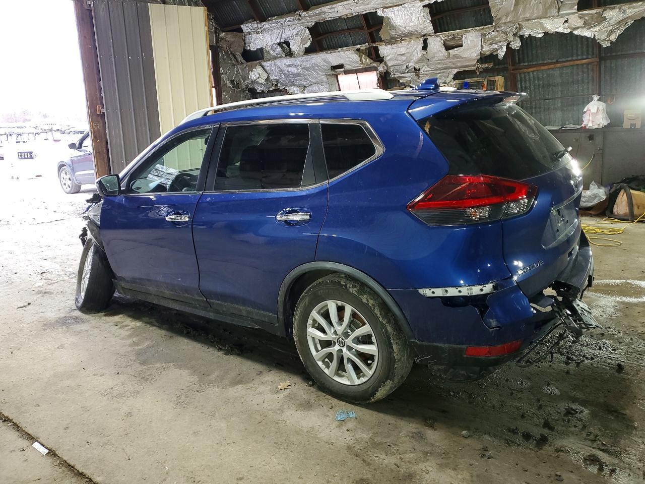 2020 Nissan Rogue Sv - Image 2