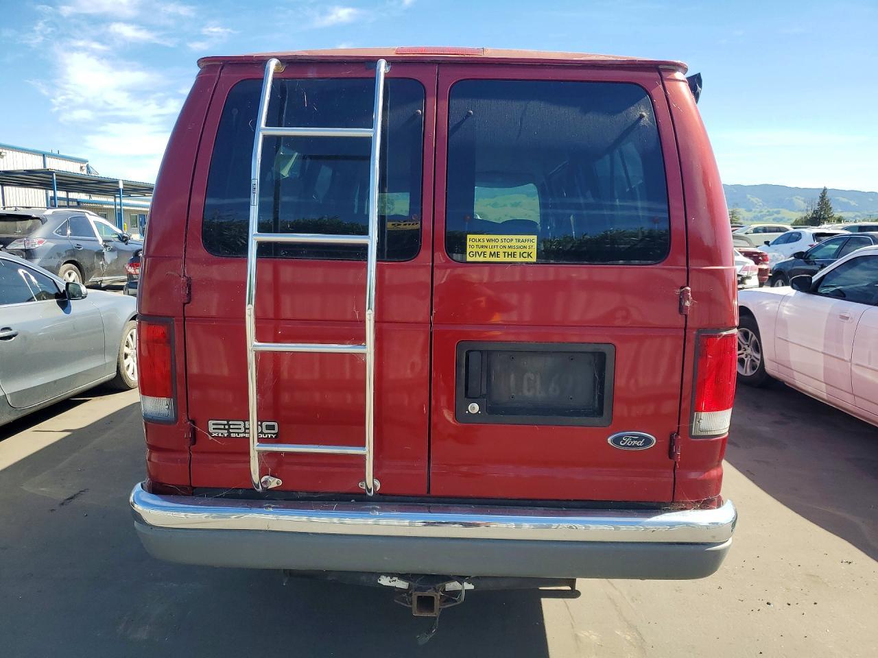 2000 Ford Econoline E350 Super Duty Wagon - Image 6