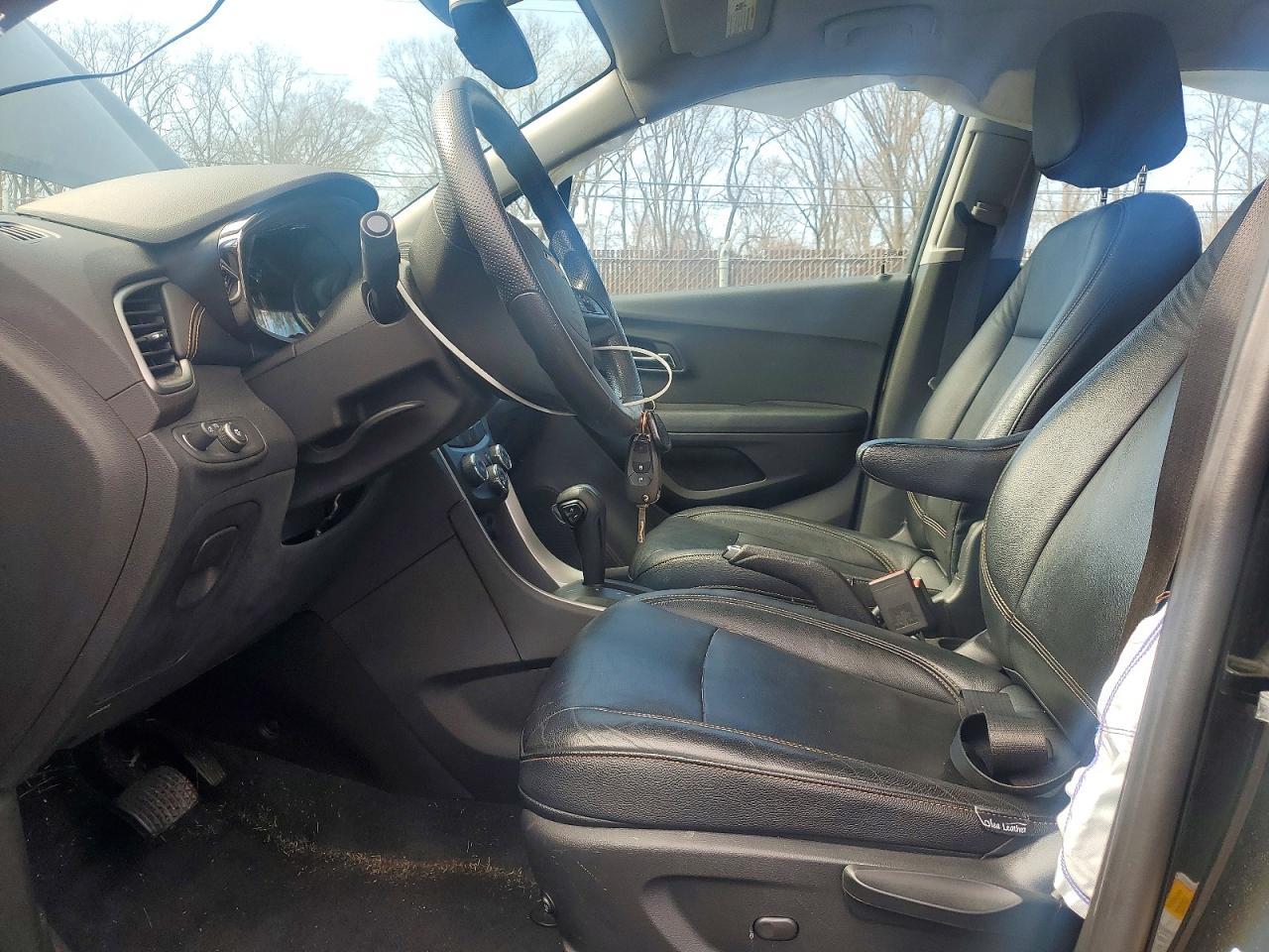 2019 Chevrolet Trax Ls - Image 7