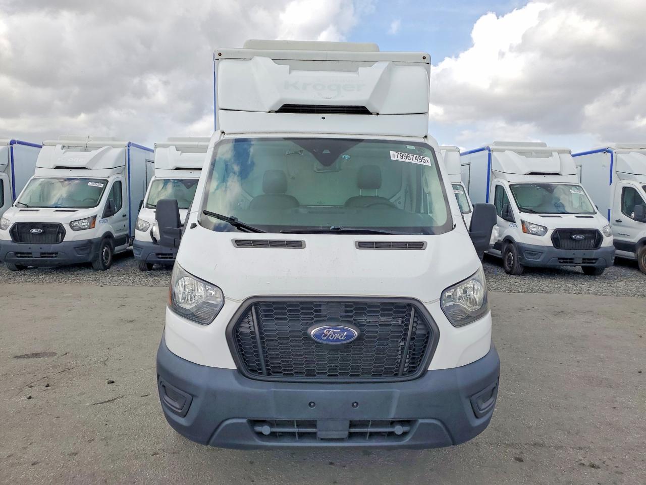 2020 Ford Transit Delivery Truck - Фото 5