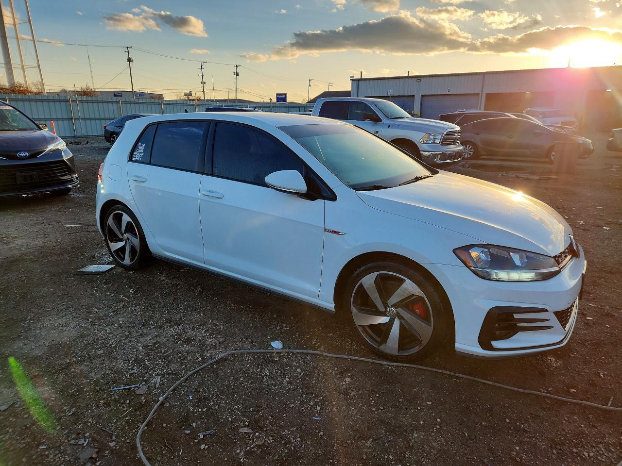 2020 Volkswagen Gti S - Image 4