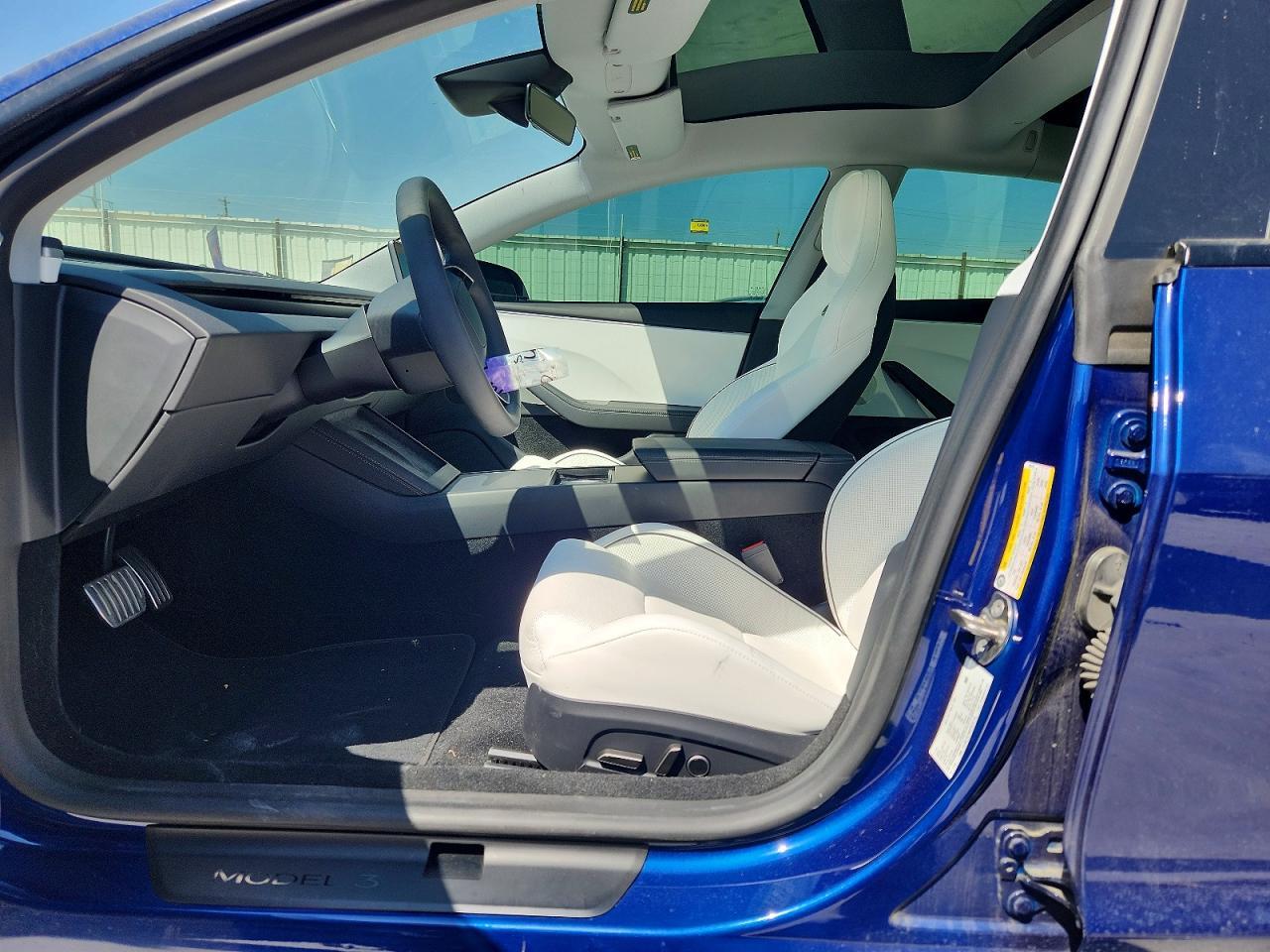 2024 Tesla Model 3 - Фото 7