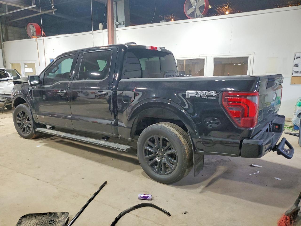 2024 Ford F150 Platinum - Image 2